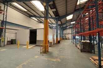 London Rd, Thrupp to rent Interior Photo- Image 2 of 5