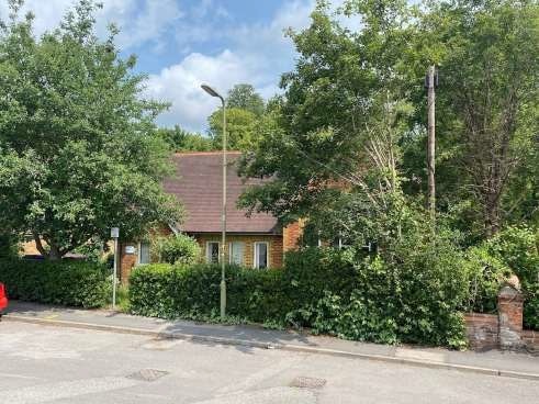 68B Junction Rd, Andover for sale Primary Photo- Image 1 of 3