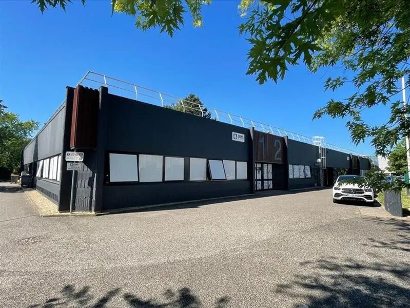 22 Avenue De La Baltique, Villebon-sur-Yvette to rent Building Photo- Image 1 of 2