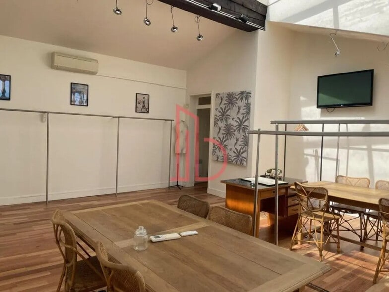 Office in Bordeaux to rent - Interior Photo - Image 3 of 9