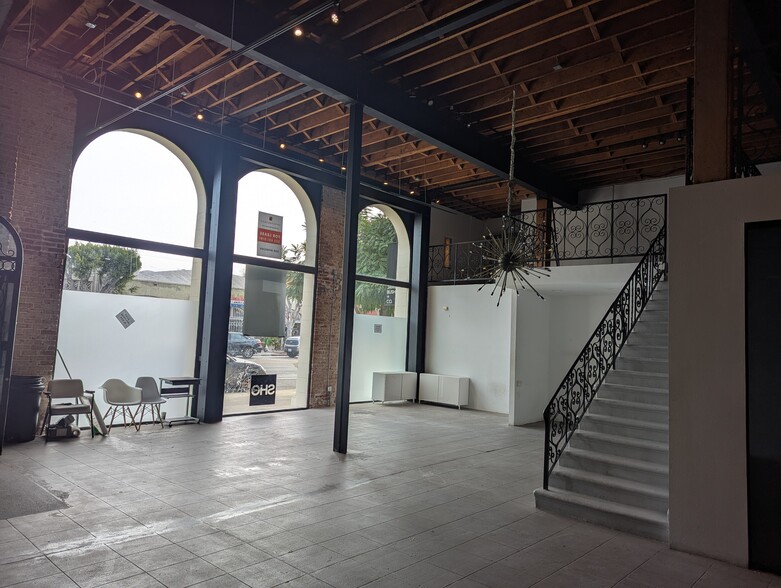 169 N La Brea Ave, Los Angeles, CA for rent - Interior Photo - Image 3 of 9