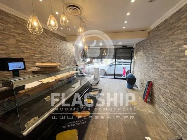 Location Commerce 43 m² - Photo 1