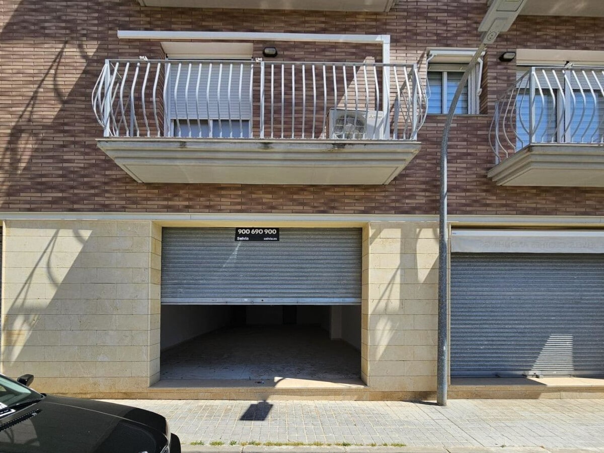 Calafell, TAR 43820 - - - Interior Photo - Image 2 of 16