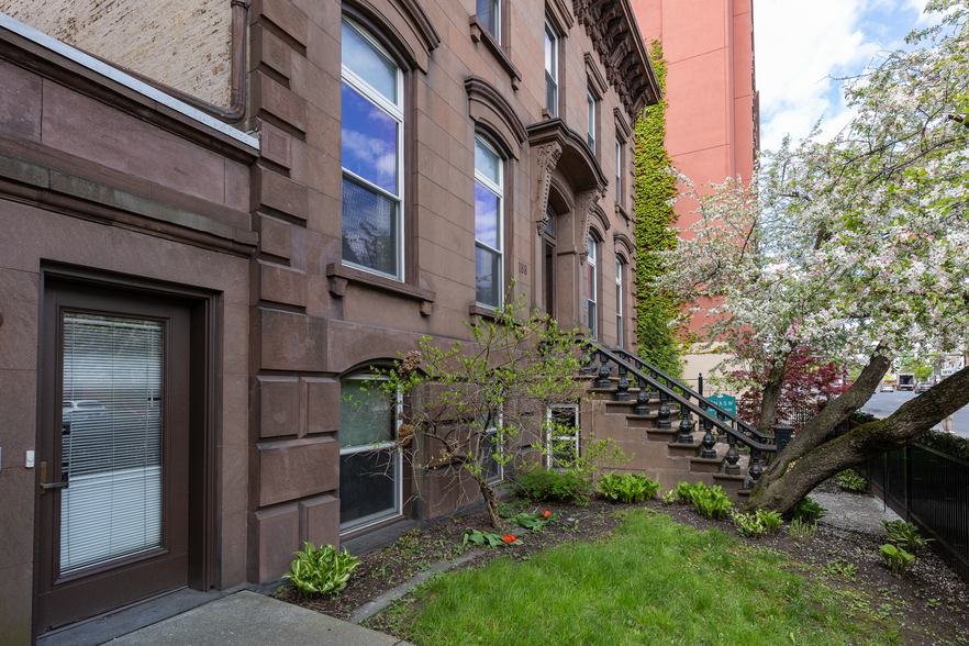 188 Washington Ave, Albany, NY for sale - Building Photo - Image 3 of 76