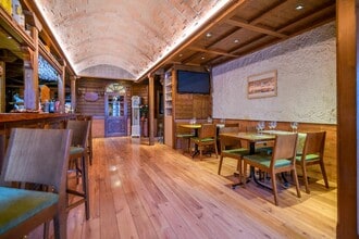 Retail in Sant Joan de Vilatorrada, Barcelona to rent Interior Photo- Image 1 of 45