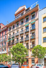 Calle de Alenza, 8, Madrid, Madrid for rent Primary Photo- Image 1 of 3