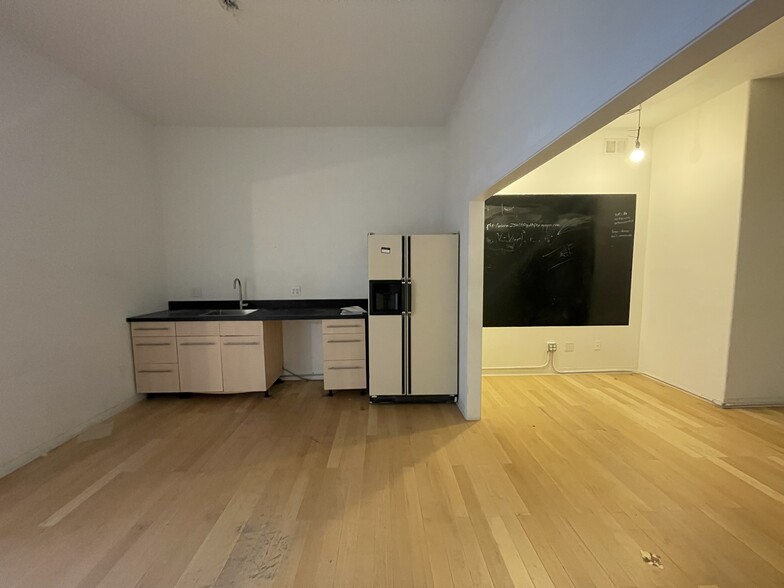 1038-1098 Larkin St, San Francisco, CA for rent - Interior Photo - Image 2 of 11