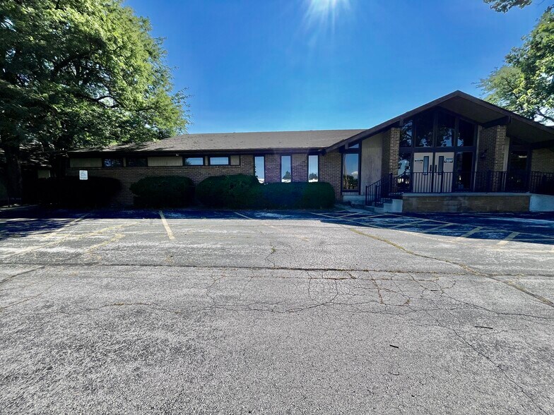 2735 Navarre Ave, Oregon, OH for sale - Building Photo - Image 3 of 3