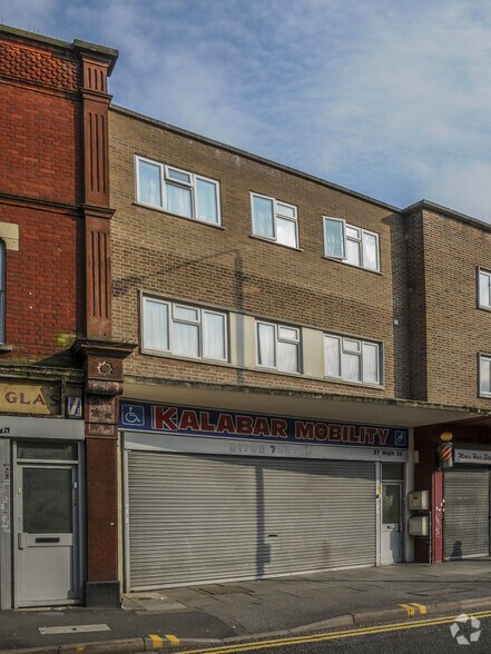 37 High St, Romford for sale - Primary Photo - Image 1 of 1