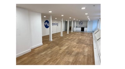 14 Little Lever St, Manchester to rent Interior Photo- Image 2 of 3