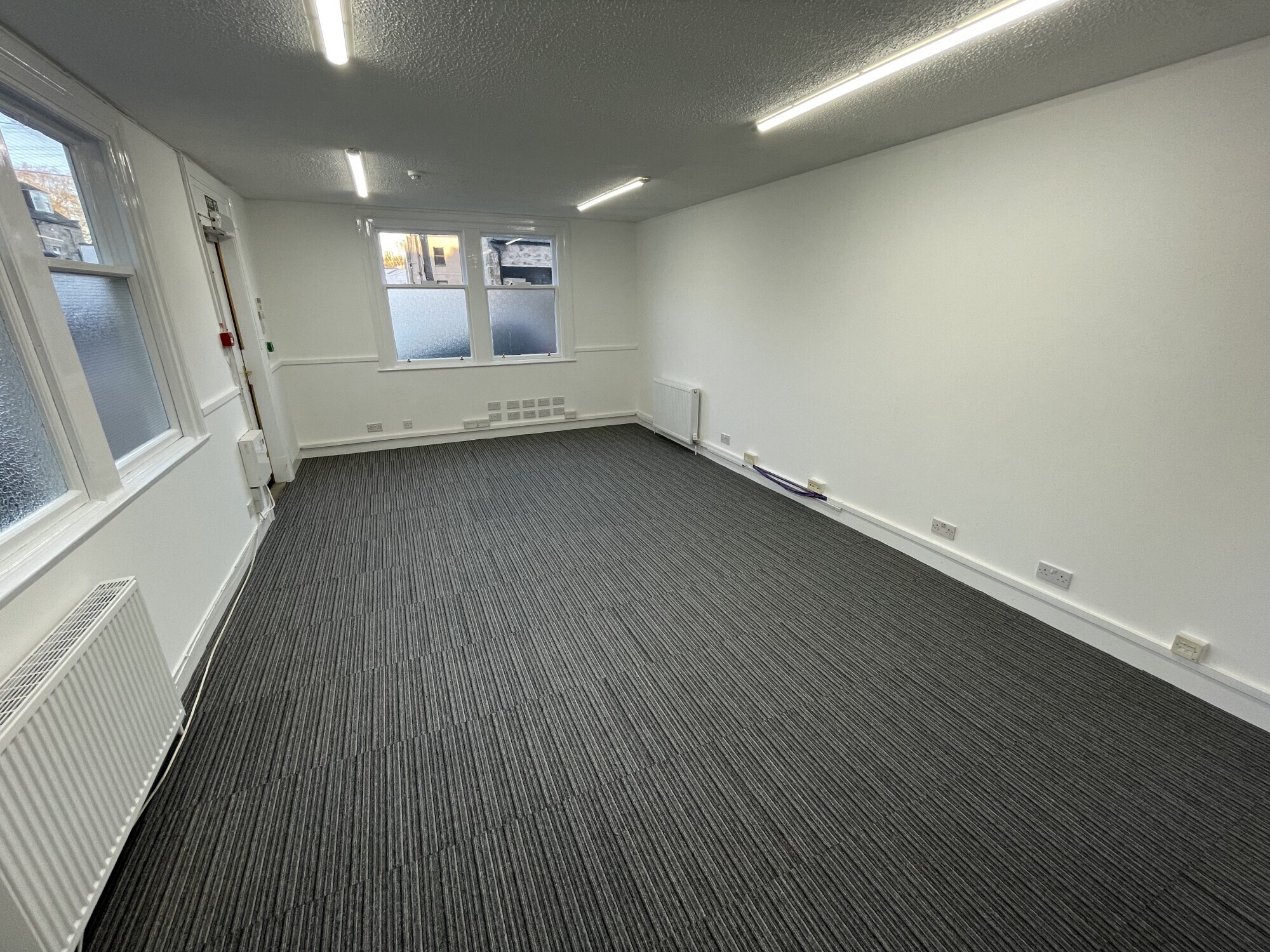 10 Albyn Pl, Aberdeen to rent Interior Photo- Image 1 of 2