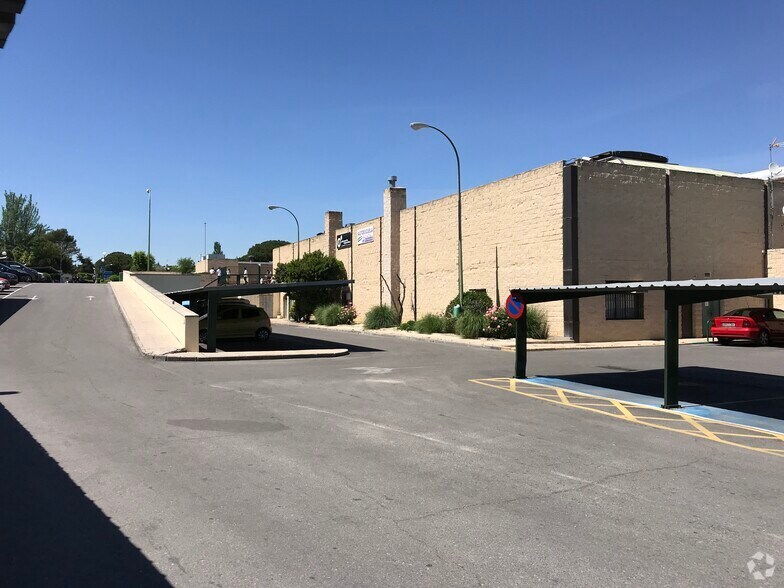 Carretera Majadahonda, KM 2600, Pozuelo de Alarcón, Madrid for sale - Building Photo - Image 2 of 9