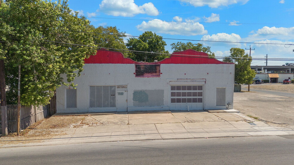 1812 S Presa St, San Antonio, TX for sale - Building Photo - Image 3 of 28