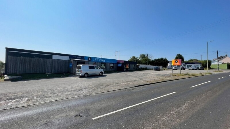 Llantrisant Rd, Pontypridd for sale Primary Photo- Image 1 of 1