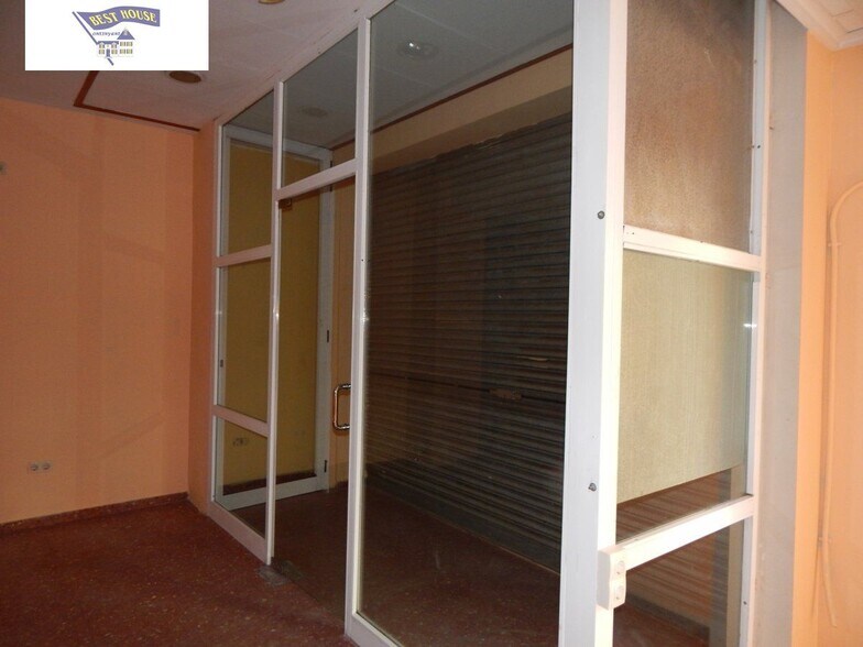 Retail in Ontinyent to rent - Building Photo - Image 2 of 14