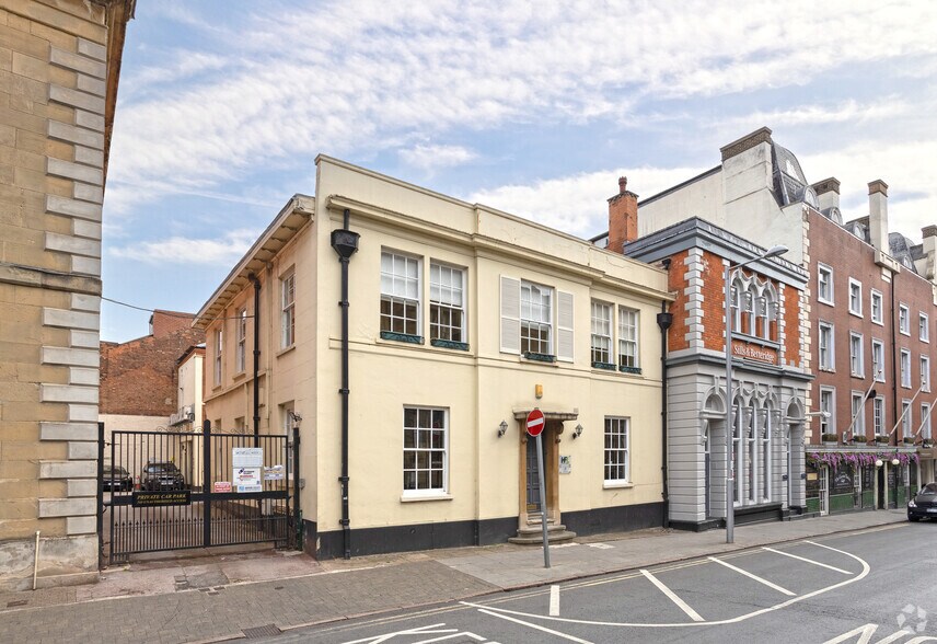 6 George St, Nottingham to rent - Primary Photo - Image 1 of 2