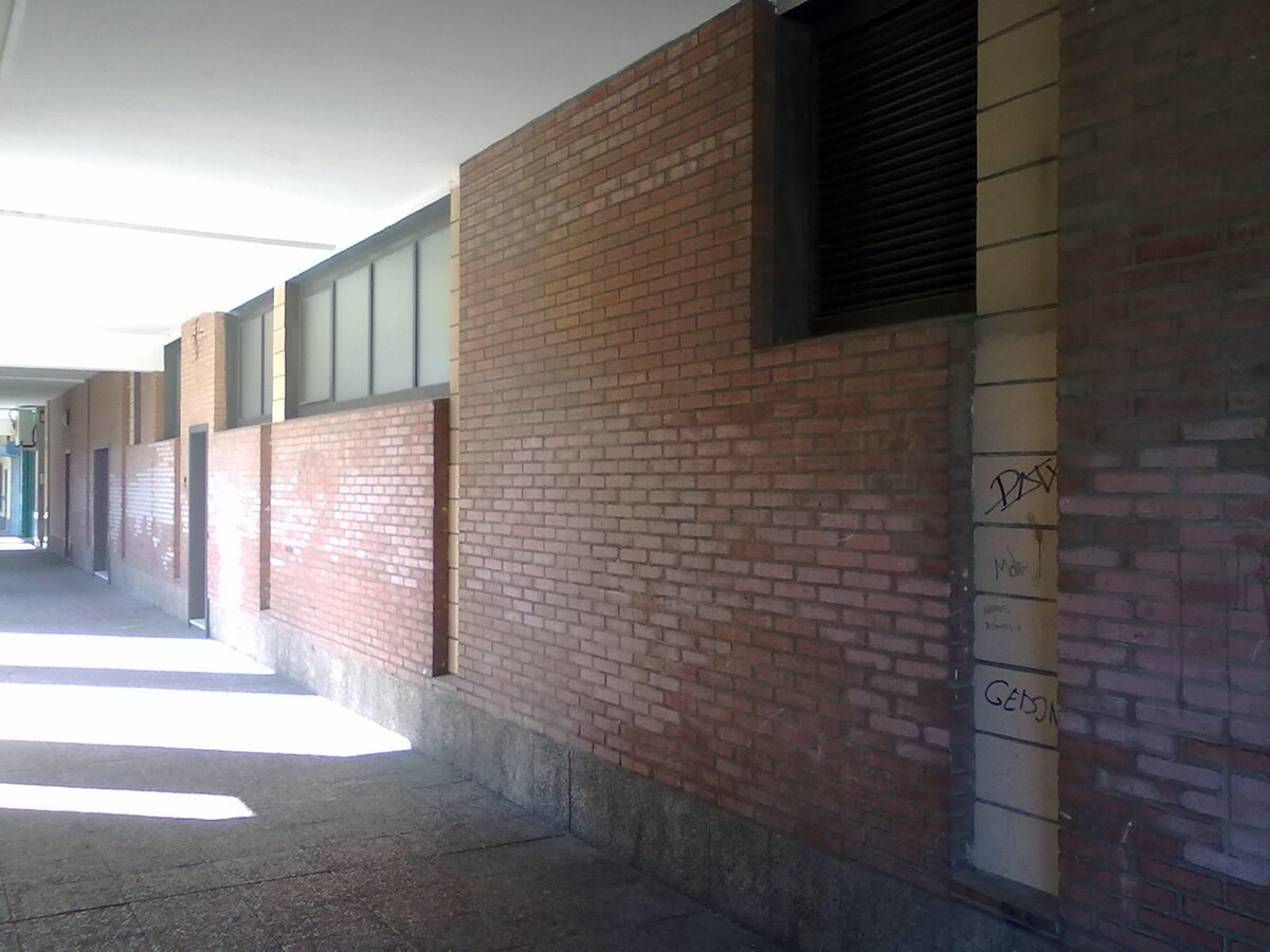 Valladolid, VLL 47005 - Unit - -  - Interior Photo - Image 2 of 4