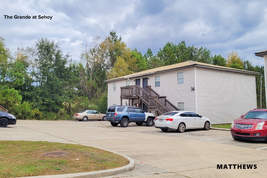 The Grande at Sehoy and The Grande at Hu portfolio of 2 properties for sale on LoopNet.co.uk - Building Photo - Image 2 of 12