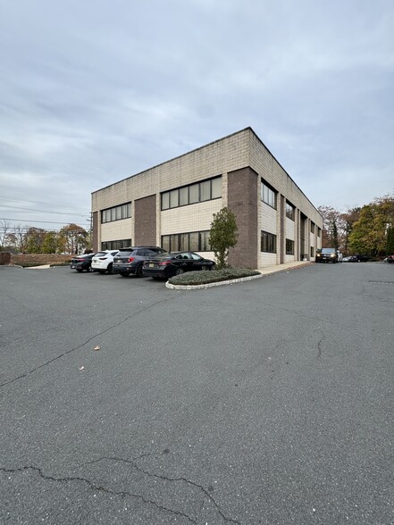 2186 NJ-27, North Brunswick, NJ for rent - Building Photo - Image 2 of 9