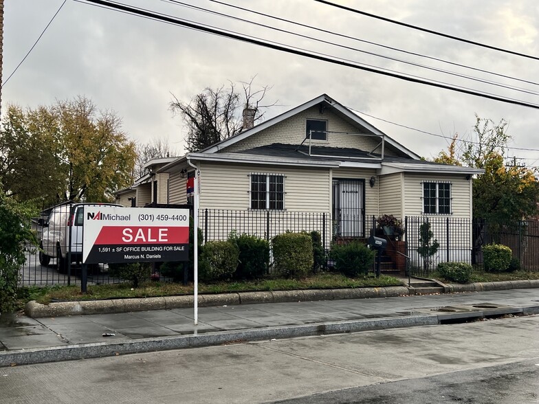 1605 Kenilworth Ave NE, Washington, DC for sale - Building Photo - Image 1 of 16