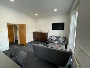 22 Windsor Pl, Cardiff for sale Interior Photo- Image 1 of 2