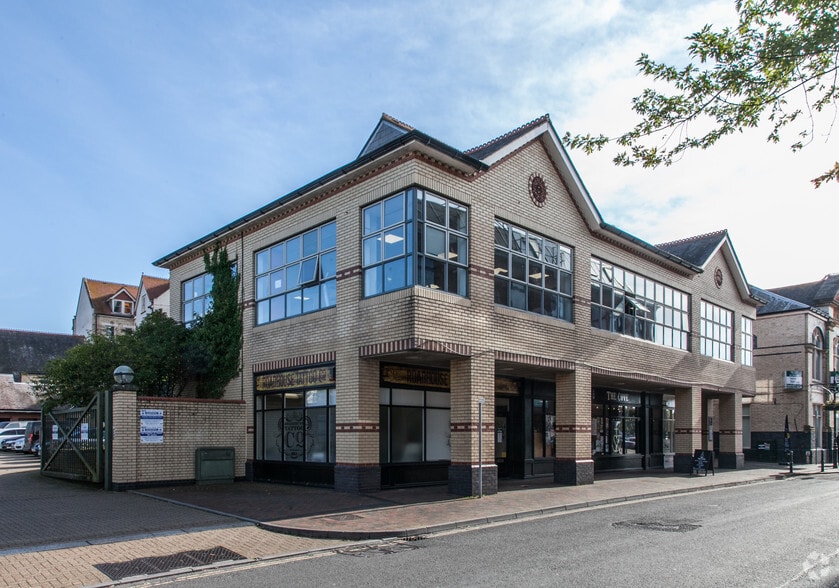 2-5 Gammon Walk, Barnstaple to rent - Building Photo - Image 1 of 9