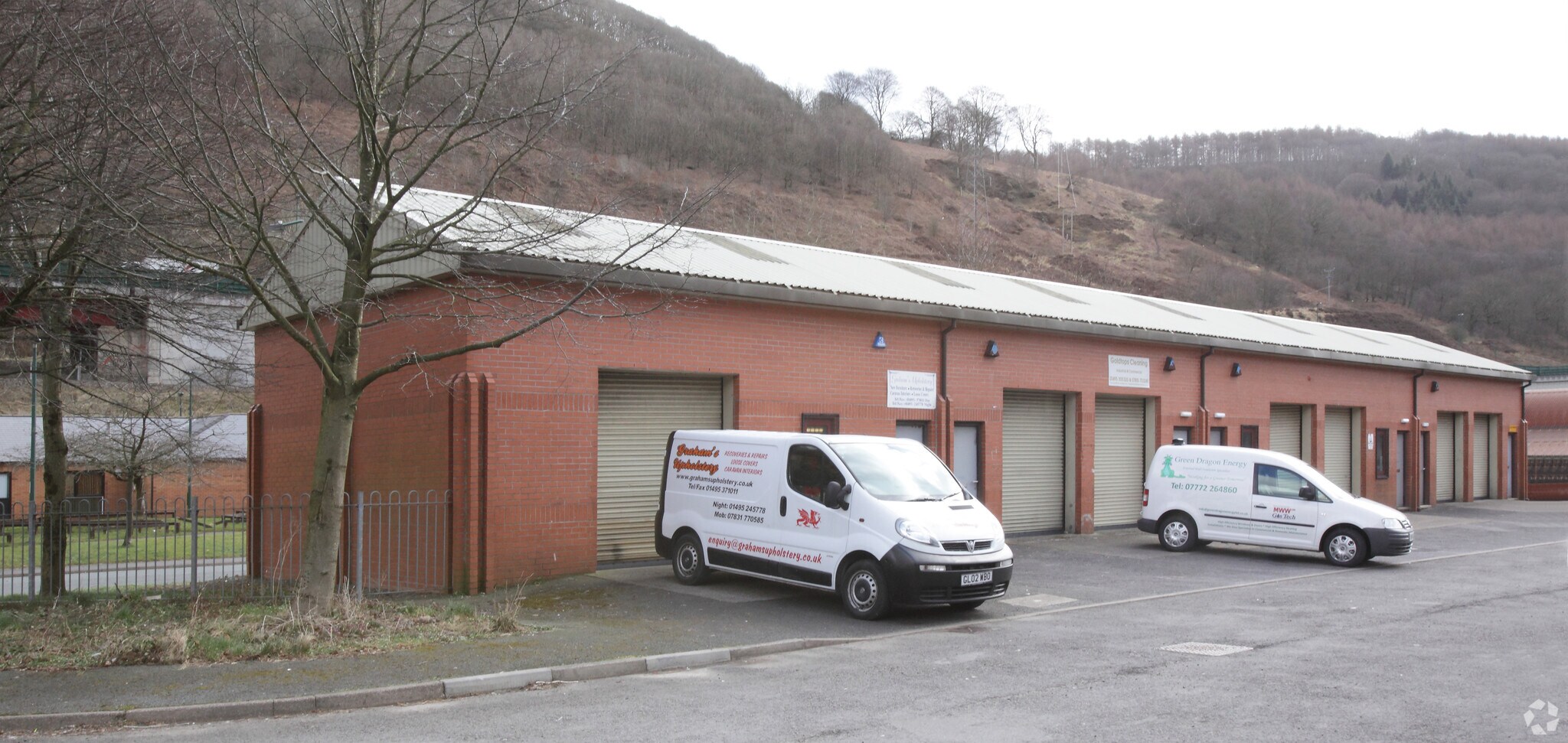 Marine St, Cwm to rent Primary Photo- Image 1 of 5