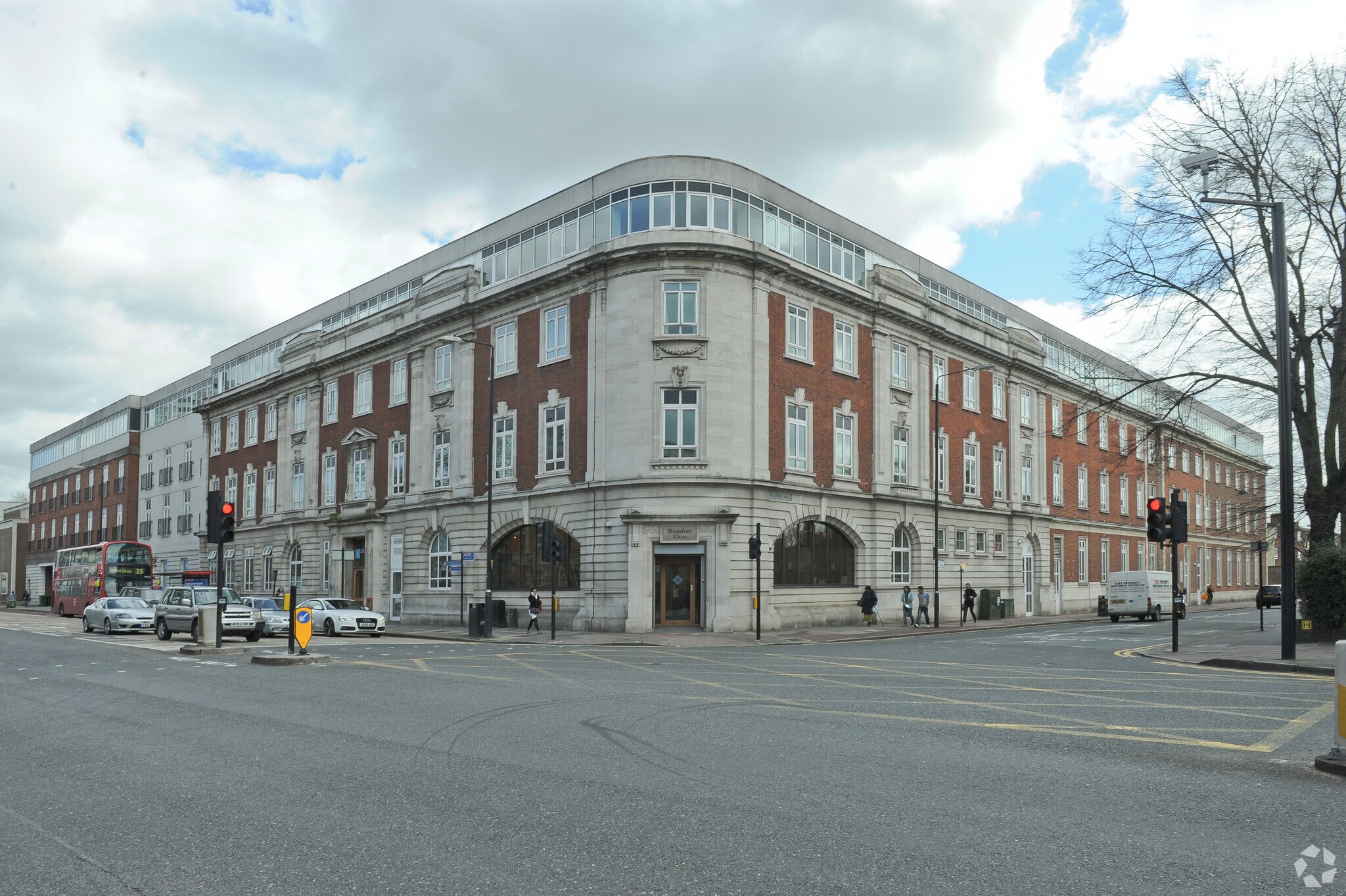 84-86 Romford Rd, London for sale Primary Photo- Image 1 of 1