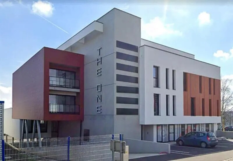 Vente Bureaux 250 m² - Photo 1