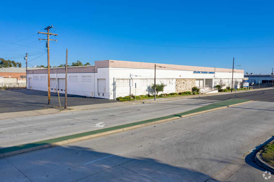 2240 S Garfield Ave, Commerce, CA for rent - Building Photo - Image 1 of 6