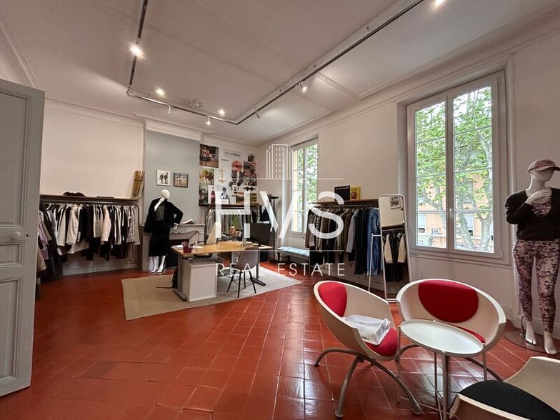 25 Boulevard Aristide Briand, Aix-en-Provence for sale - Interior Photo - Image 2 of 7
