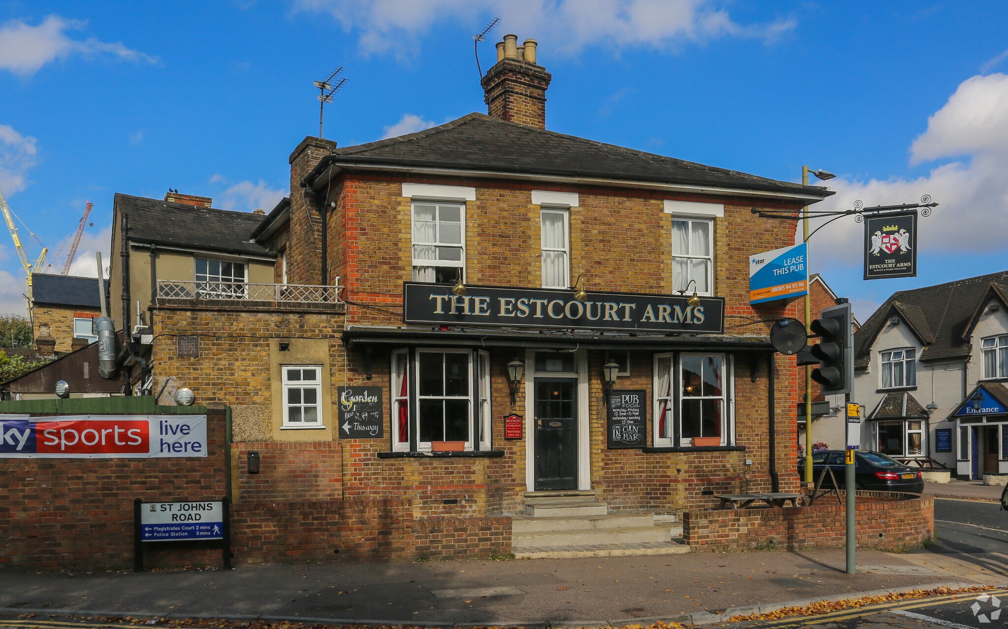 2 St Johns Rd, Watford for sale Primary Photo- Image 1 of 1