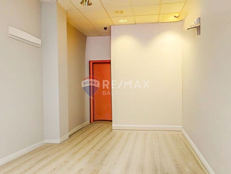 Retail in Vigo, Pontevedra for sale - Interior Photo - Image 2 of 19