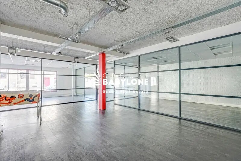 Office in Montrouge to rent - Building Photo - Image 3 of 20