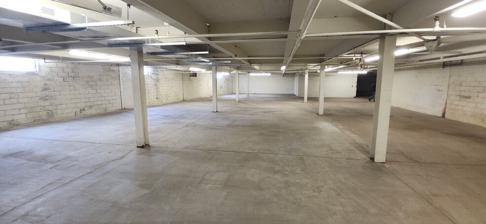 115 6th St, Upland, PA to rent - Building Photo - Image 2 of 9