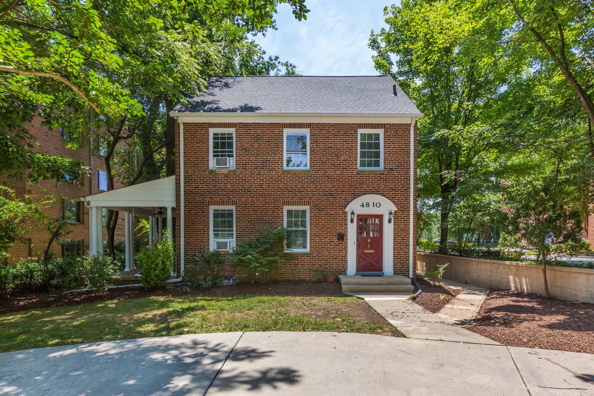 4810 Chevy Chase Dr, Chevy Chase, MD for sale Building Photo- Image 1 of 1