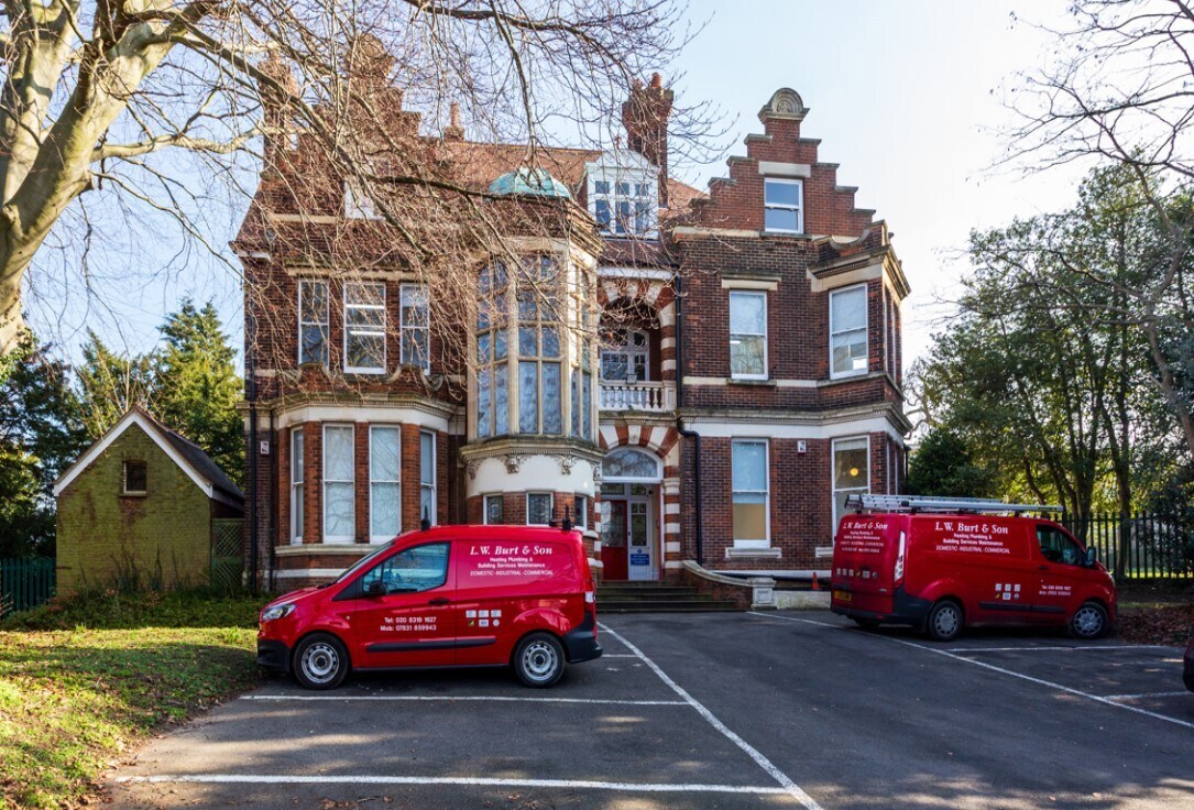 79 Maidstone Rd, Chatham for sale Building Photo- Image 1 of 1