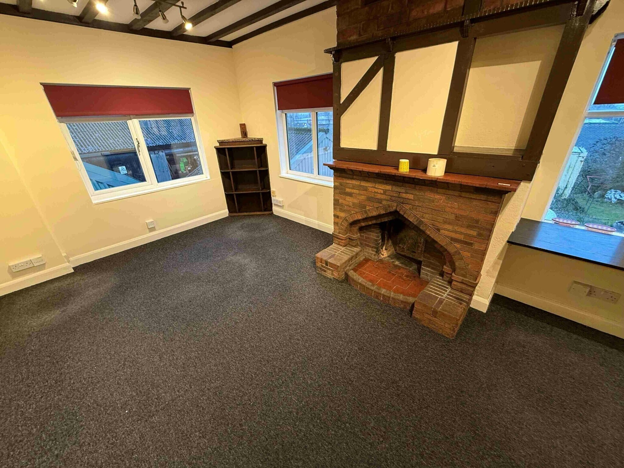 34 Church St, Uttoxeter to rent Interior Photo- Image 1 of 7