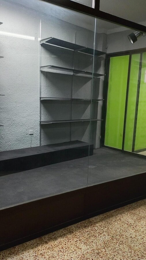 Castelldefels, BAR 08860 - - - Interior Photo - Image 2 of 15