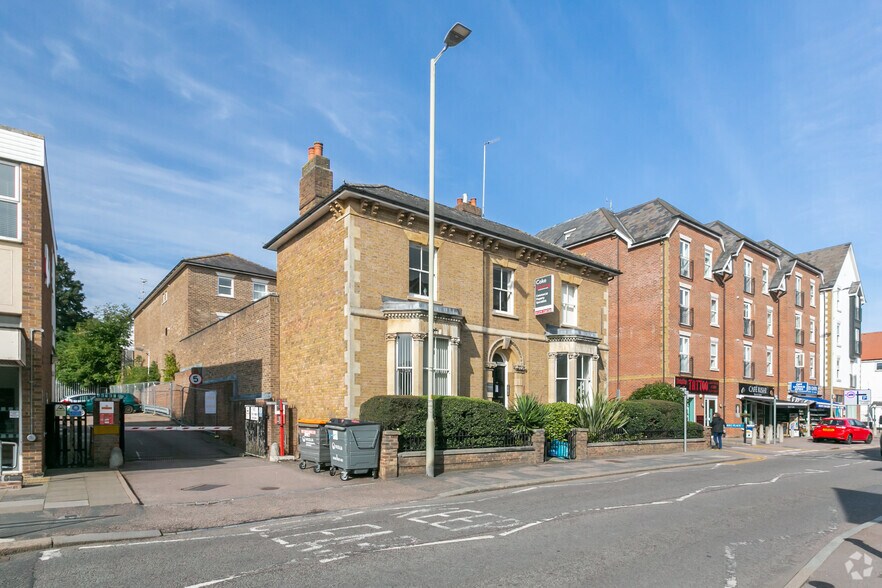 100 South St, Stortford, CM23 3BG UK