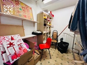 Retail in Barcelona, Barcelona to rent Interior Photo- Image 2 of 7