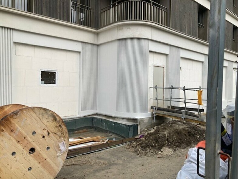 Retail in Noisy-le-Grand for sale - Construction Photo - Image 3 of 14