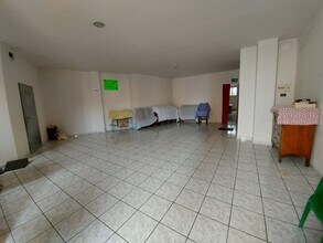 Retail in Cuéllar, Segovia to rent Floor Plan- Image 1 of 5