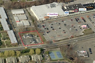 515 E Main St, Bay Shore, NY for rent Aerial- Image 1 of 2