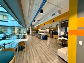 203 N LaSalle St, Chicago, IL to rent Interior Photo- Image 2 of 6