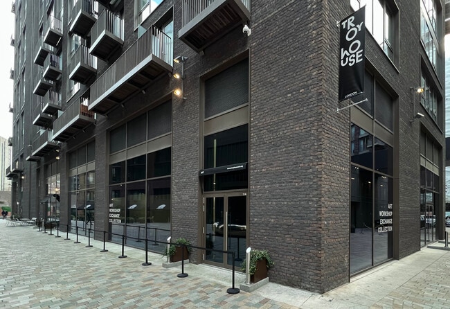 More details for 10-12 New Union Sq, London - Retail to Rent