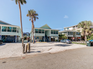 More details for 235-245 Mango St, Fort Myers, FL - Residential for Sale