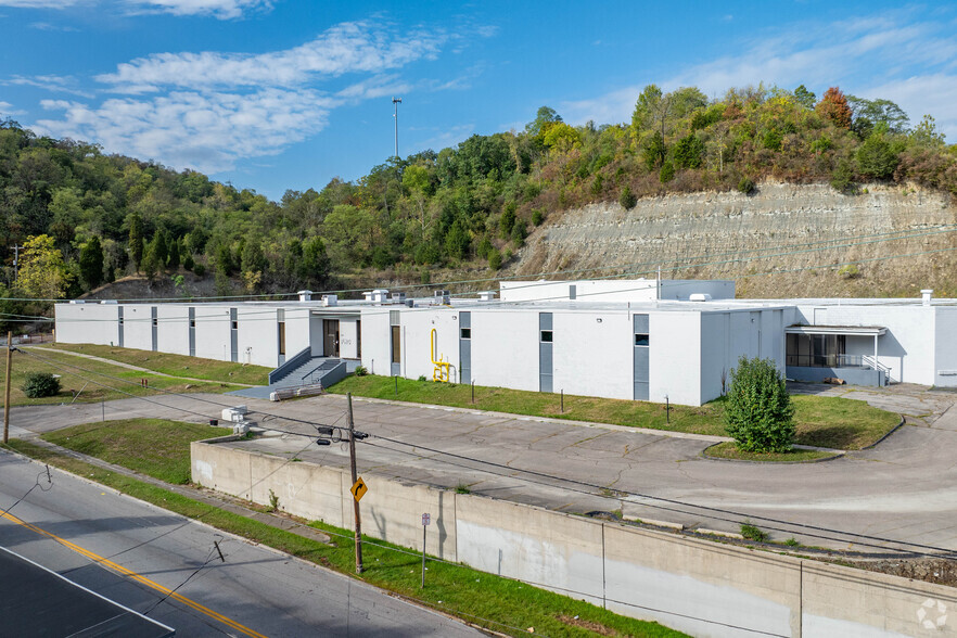 2181 Grand Ave, Cincinnati, OH for sale - Building Photo - Image 1 of 25