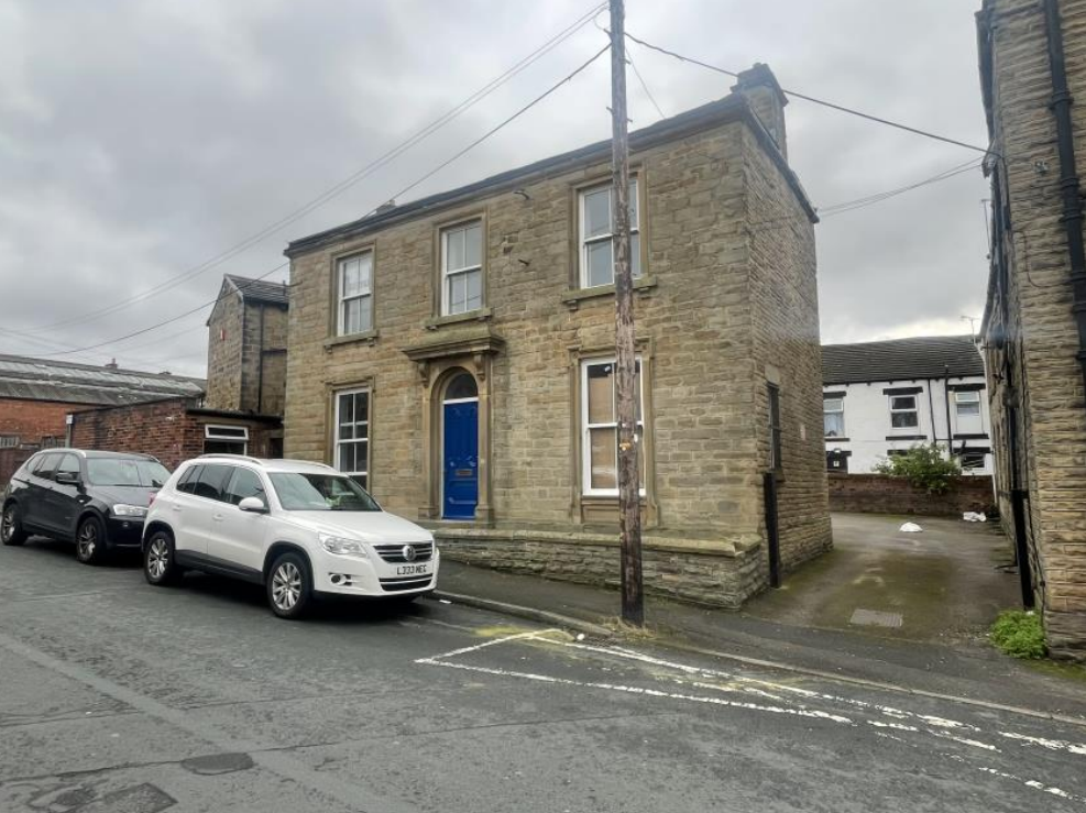 6 Church St, Heckmondwike, WF16 0LF - Office for Lease | LoopNet UK