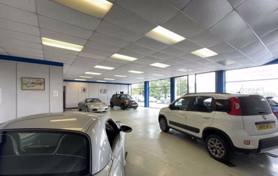 300 North Wingfield Rd, Grassmoor to rent - Interior Photo - Image 3 of 3